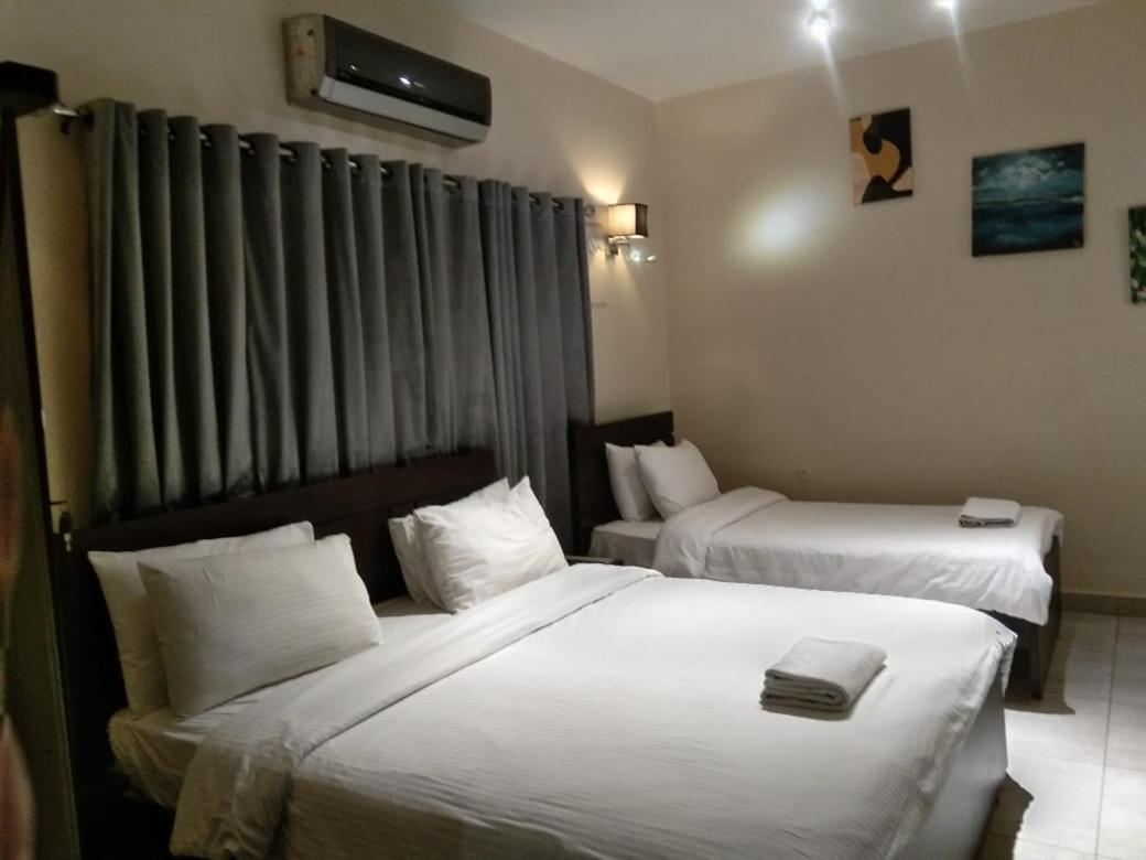 Elet Business Hotel Karachi Exterior photo